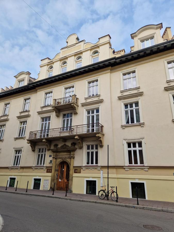 Atena - Pantheon Apartments クラクフ エクステリア 写真